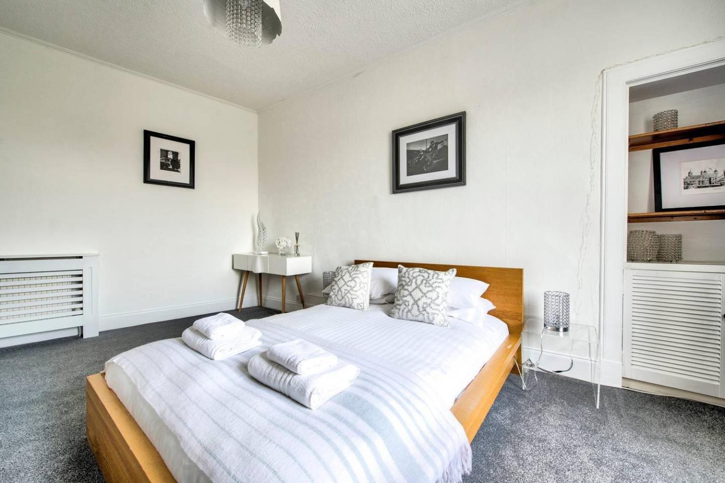 Guestready - Modern 2Br Home On The Royal Mile! Edimburgo Esterno foto