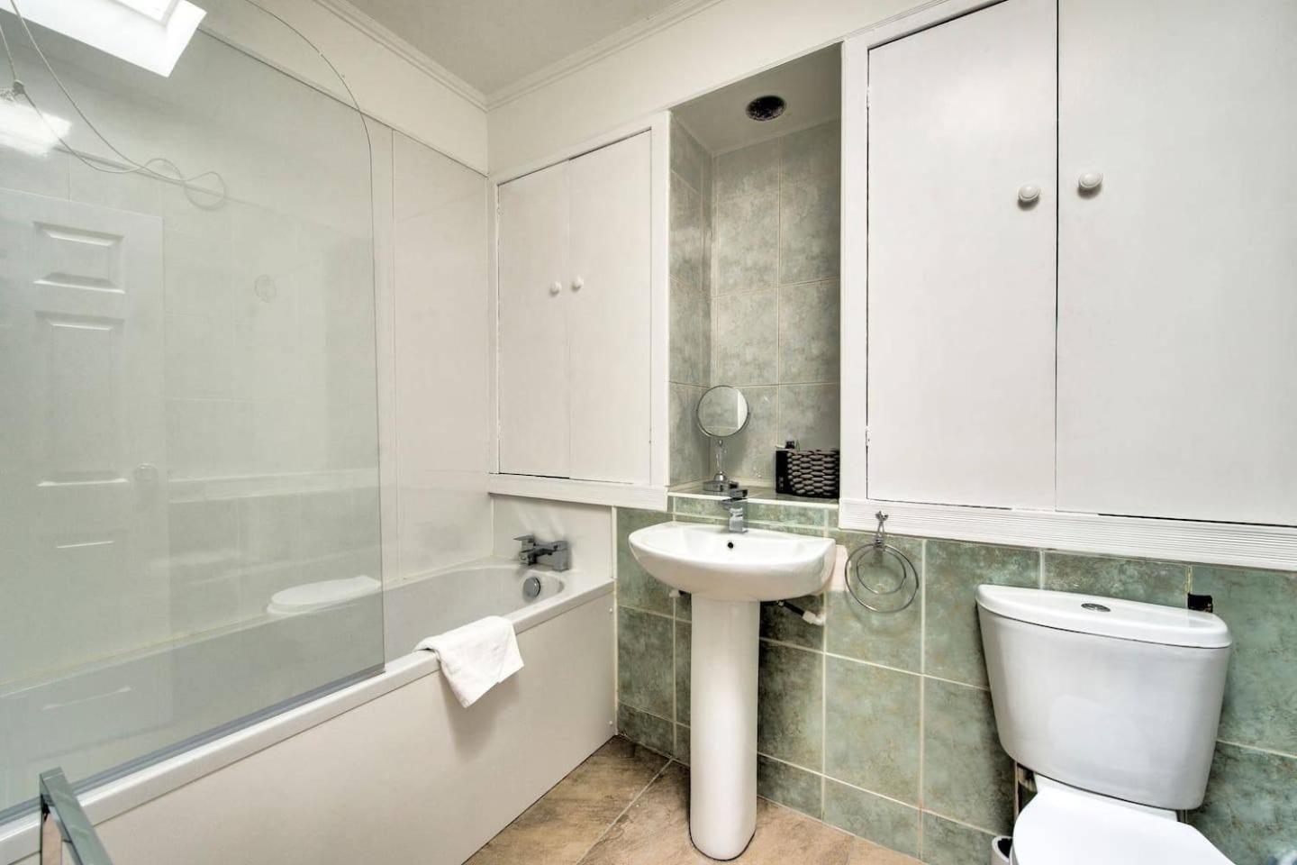 Guestready - Modern 2Br Home On The Royal Mile! Edimburgo Esterno foto