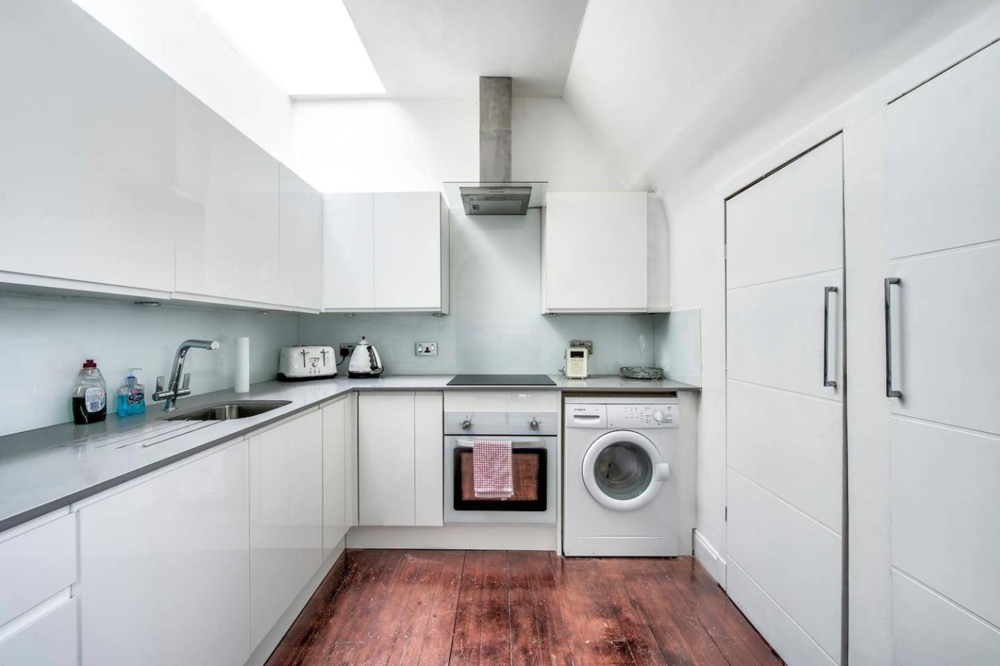 Guestready - Modern 2Br Home On The Royal Mile! Edimburgo Esterno foto