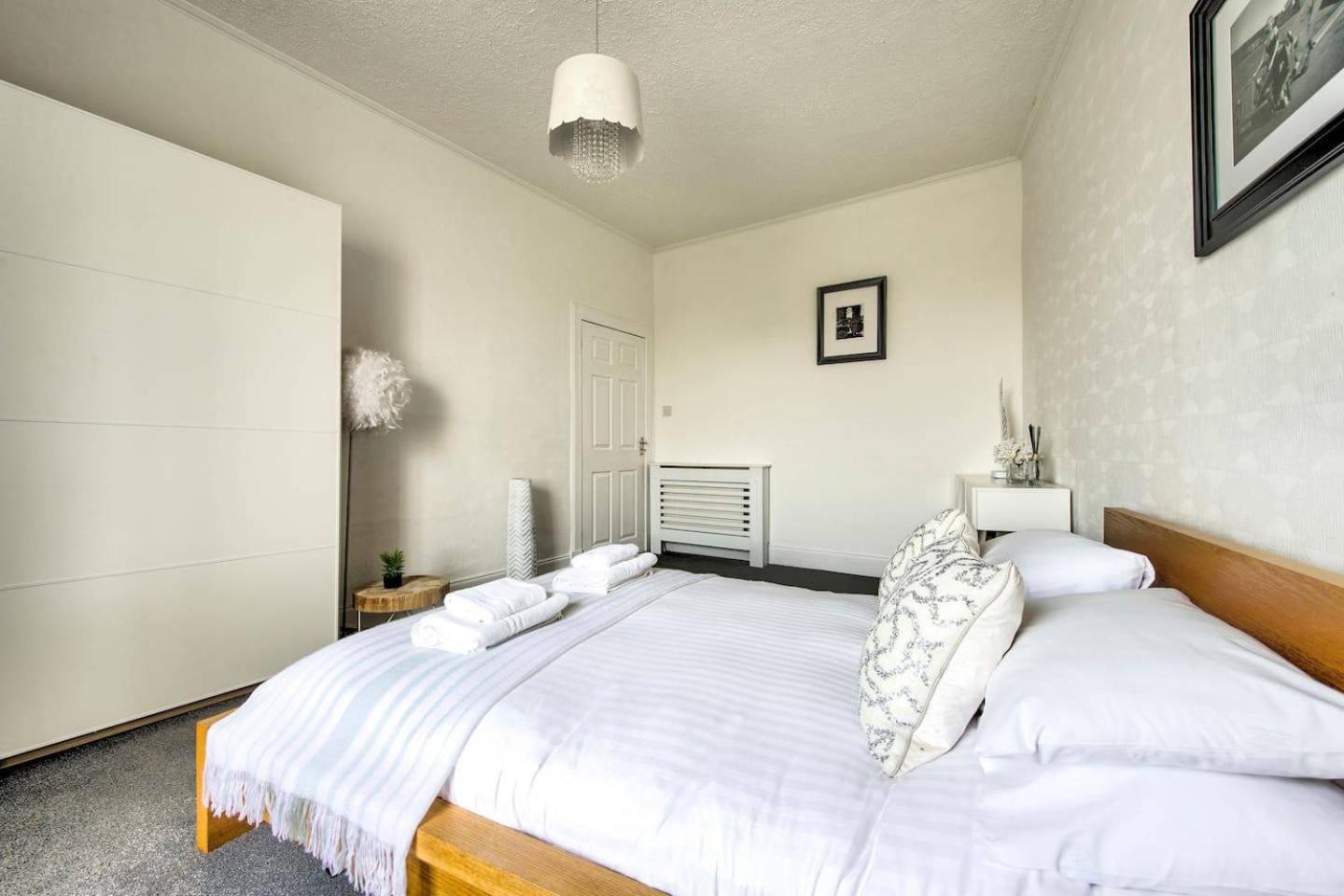 Guestready - Modern 2Br Home On The Royal Mile! Edimburgo Esterno foto