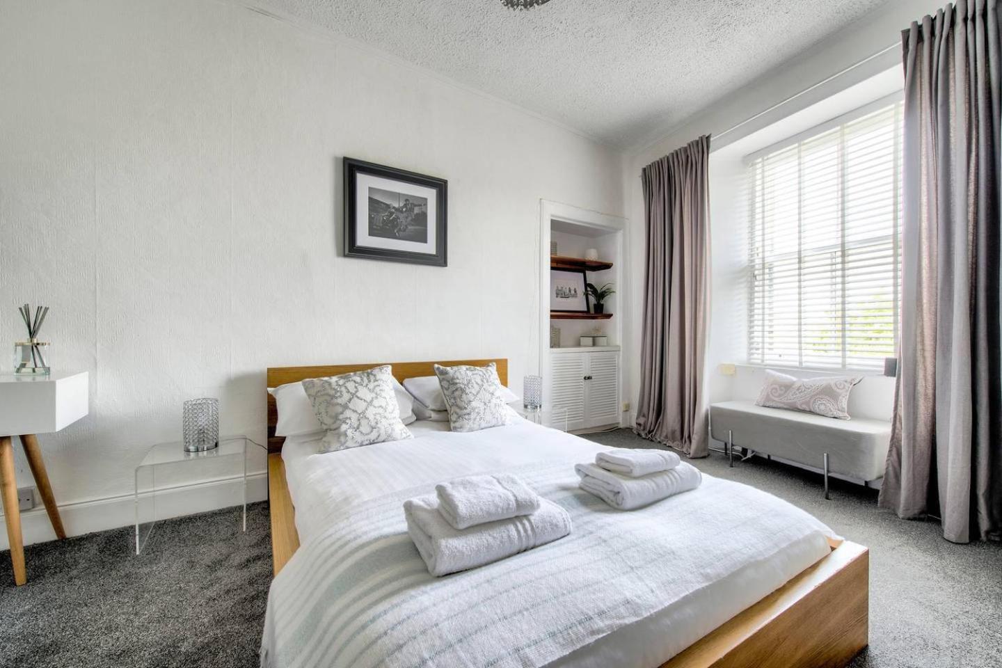 Guestready - Modern 2Br Home On The Royal Mile! Edimburgo Esterno foto