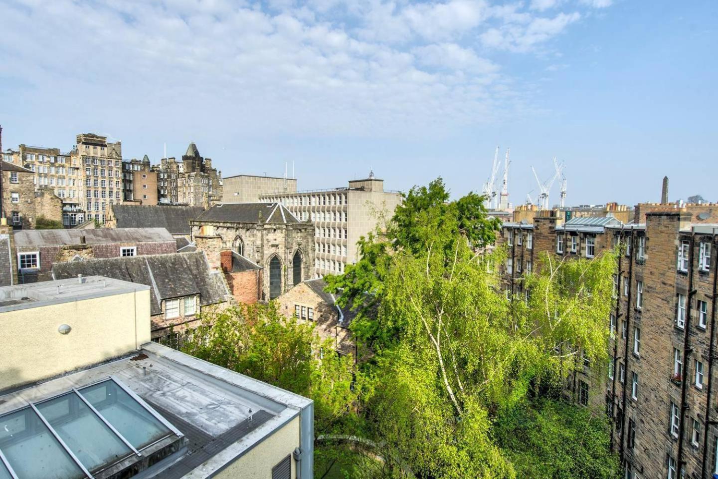 Guestready - Modern 2Br Home On The Royal Mile! Edimburgo Esterno foto